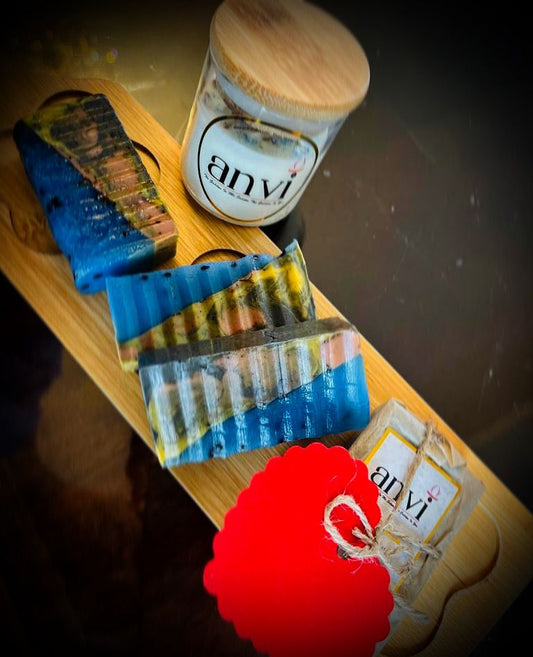 Mini Love Candle with Healing Exfoliating Artisanal Soap